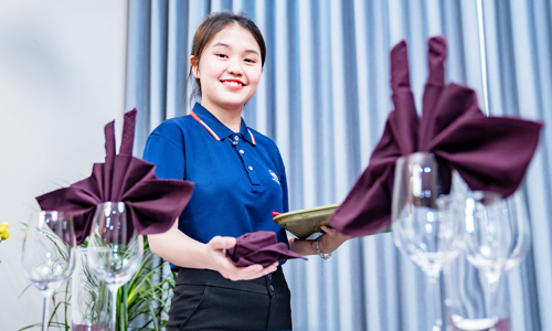 Quản trị khách sạn